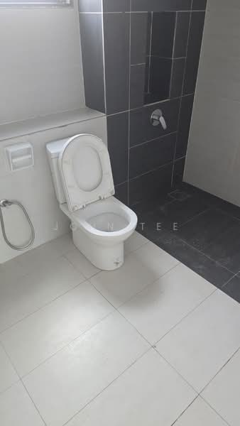 3-storey Terraced House for Rent in Shah Alam (Selangor) - John Tee - Bathroom - PropertyGuru.com.my