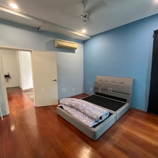 Rumah Berkembar untuk Disewa di Kampung Sungai Sekamat (Kajang) - Rony Yeo - Bedroom - PropertyGuru.com.my
