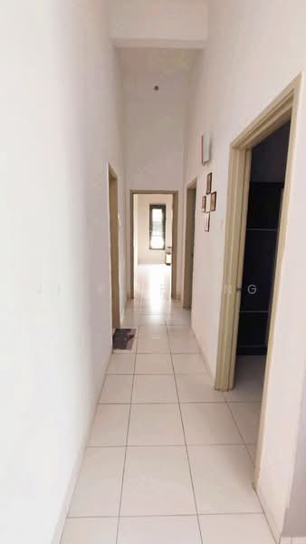 Condominium for Rent at One World 1 - Jinelle Ong - Corridor - PropertyGuru.com.my