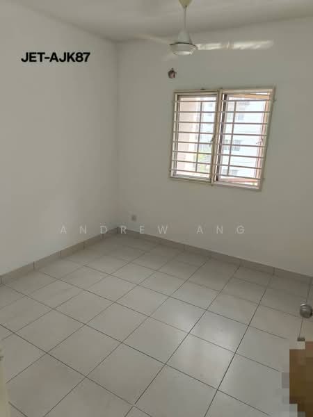 Apartment for Sale at Pangsapuri Seri Mutiara - Andrew Ang - Bedroom - PropertyGuru.com.my
