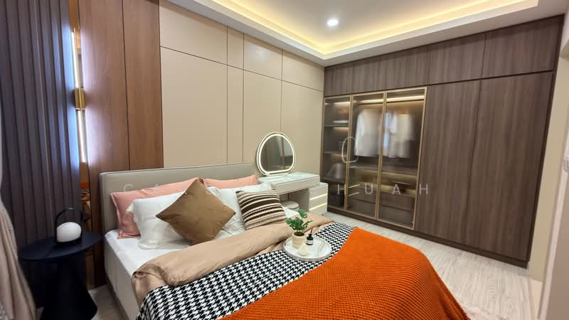 Service Residence for Sale at Pinnacle Bukit Gambier - Carson Chuah - Bedroom - PropertyGuru.com.my