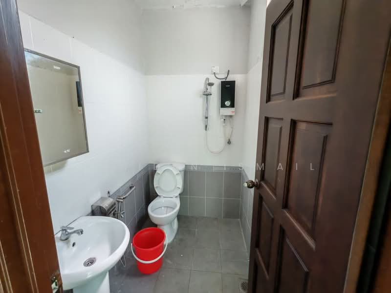 Rumah Banglo untuk Dijual di Sungai Petani (Kedah) - Shahidan Ismail - Bathroom - PropertyGuru.com.my