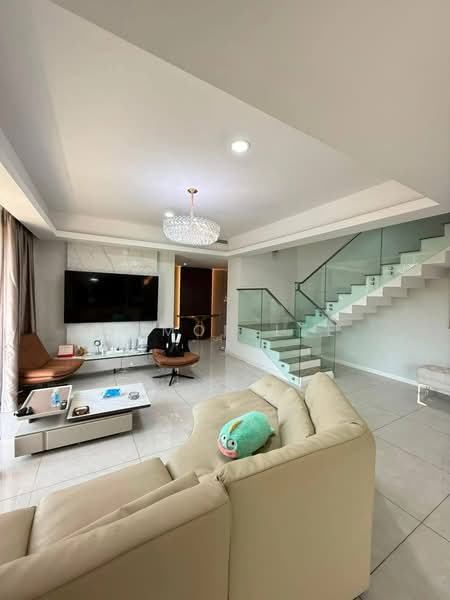 Condominium for Rent at Residensi R8 - Damon Lee - PropertyGuru.com.my
