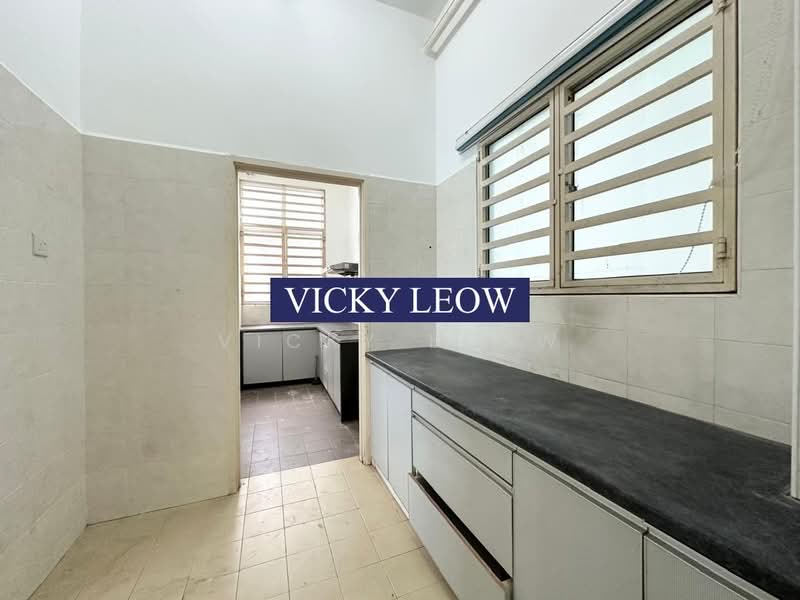 Condominium for Sale at I-Regency Condominium (Ideal Regency) - Vicky Leow - Kitchen - PropertyGuru.com.my
