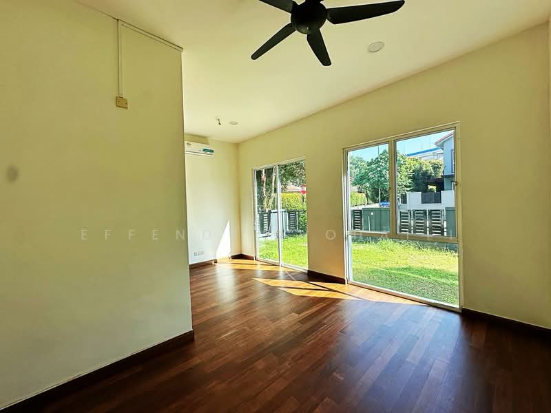 Semi-Detached House for Sale in Alam Damai (Cheras) - Effendy Shohaili - Living Room - PropertyGuru.com.my