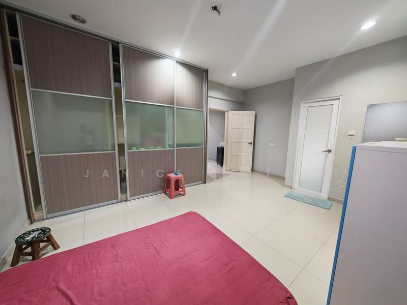 Rumah Teres untuk Dijual di Taman Bukit Kinrara (Bandar Kinrara) - Janice CC Tan - Bedroom - PropertyGuru.com.my