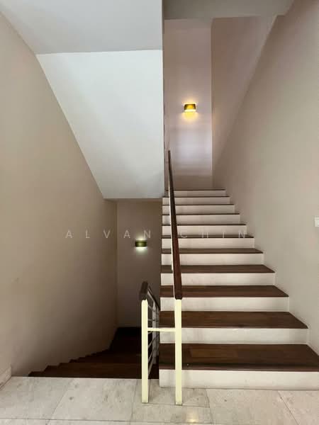 Semi-Detached House for Rent in Desa Sri Hartamas (Sri Hartamas) - Alvan Chin - Entrance - PropertyGuru.com.my