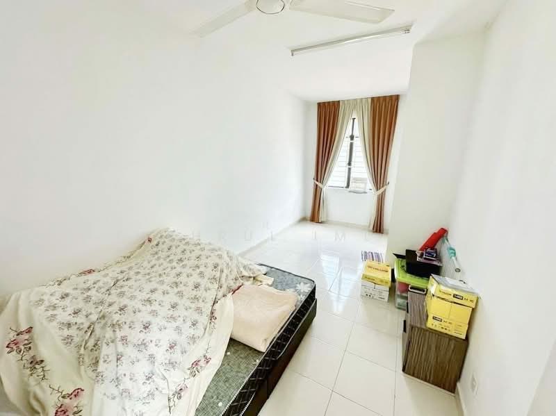2-storey Terraced House for Sale in Pasir Gudang (Johor) - Fakhrul Imlan - Bedroom - PropertyGuru.com.my