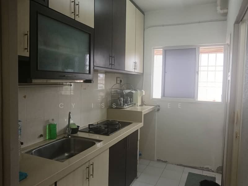 Pangsapuri untuk Dijual di Sri Aman Block G (Sri Aman Block 6) - Cy Issac Lee - Kitchen - PropertyGuru.com.my