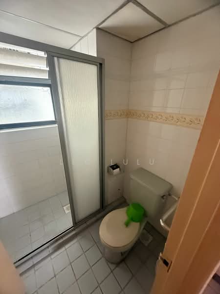 Condominium for Sale at Mont Kiara Pines - Leo Lulu - Bathroom - PropertyGuru.com.my