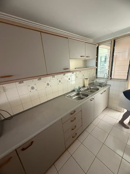 Condominium for Sale at Mont Kiara Pines - Leo Lulu - Kitchen - PropertyGuru.com.my
