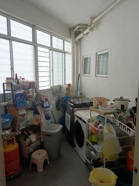 Kondominium untuk Dijual di The iResidence - Even Chong - Balcony - PropertyGuru.com.my