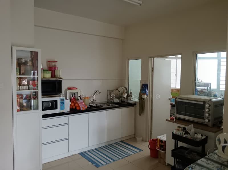 Kondominium untuk Dijual di The iResidence - Even Chong - Kitchen - PropertyGuru.com.my