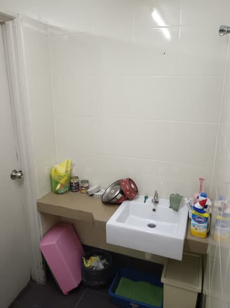 Kondominium untuk Dijual di The iResidence - Even Chong - Bathroom - PropertyGuru.com.my