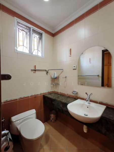 Semi-Detached House for Sale in Kota Kinabalu (Sabah) - Joanne Lee - Bathroom - PropertyGuru.com.my