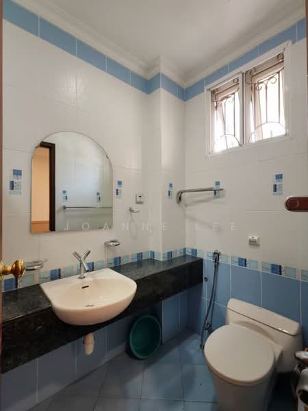 Semi-Detached House for Sale in Kota Kinabalu (Sabah) - Joanne Lee - Bathroom - PropertyGuru.com.my