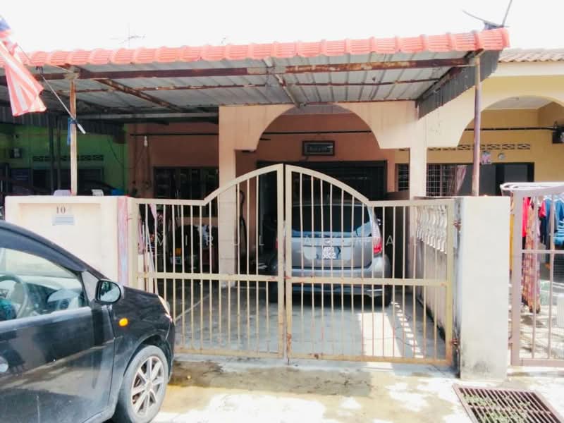 1-storey Terraced House for Sale in Banting (Selangor) - Amirul Akmal - Exterior - PropertyGuru.com.my