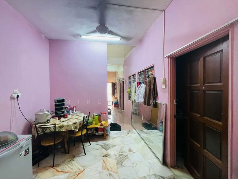 1-storey Terraced House for Sale in Banting (Selangor) - Amirul Akmal - Interior - PropertyGuru.com.my