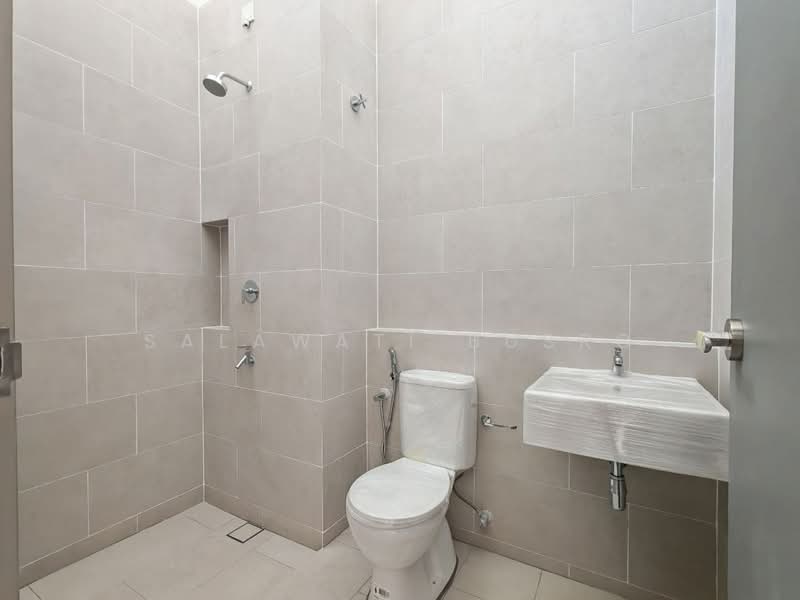 Rumah Teres 2-Tingkat untuk Dijual di Elmina (Shah Alam) - Salawati Busro - Bathroom - PropertyGuru.com.my