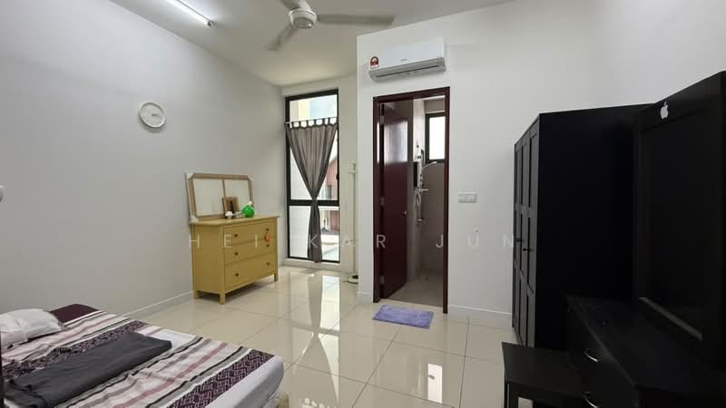Rumah Teres untuk Dijual di Jade Hills (Kajang) - Hei Kar Jun - Bedroom - PropertyGuru.com.my