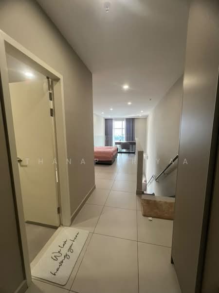 Service Residence for Rent at Dorsett Waterfront Subang - Thanap Priyaa - Corridor - PropertyGuru.com.my