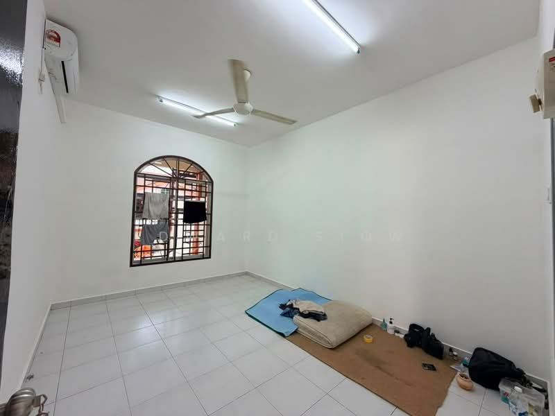 Rumah Teres 1-Tingkat untuk Disewa di Pulai (Johor) - Edward Siow - Interior - PropertyGuru.com.my