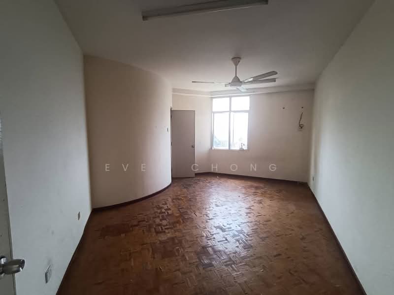 Condominium for Sale at Venice Hill - Even Chong - Living Room - PropertyGuru.com.my
