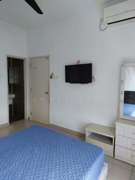 Apartment for Sale at D'Rich Executive Suites - Jovel Lim - Bedroom - PropertyGuru.com.my