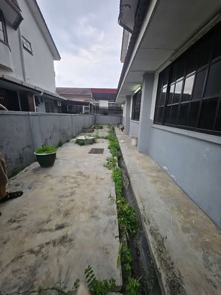 Rumah Berkembar untuk Dijual di Taman Tawas Permai (Ipoh) - Tee Pony - PropertyGuru.com.my