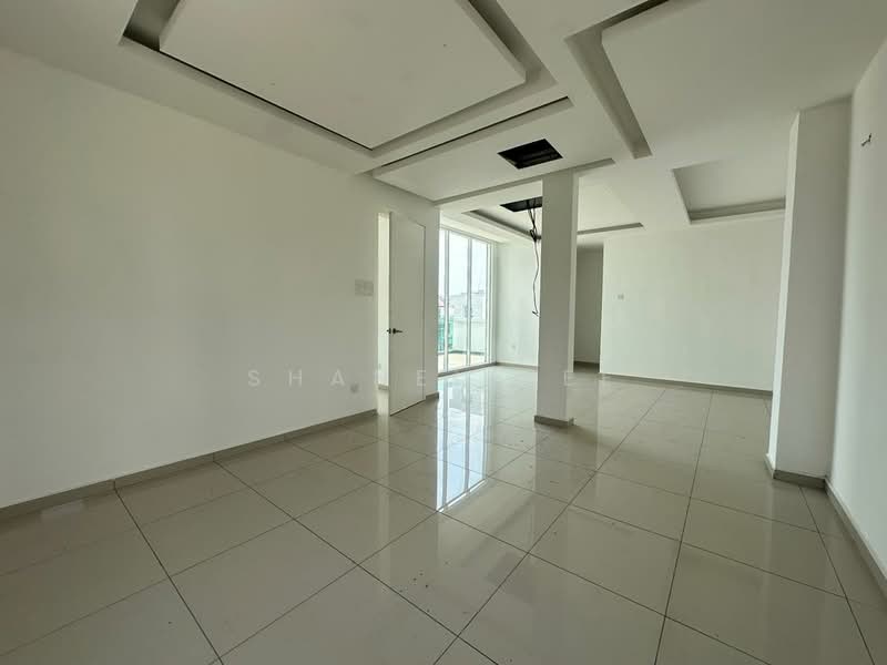Bungalow for Sale in Taman Klebang Utama (Klebang) - Shanel Tee - Living Room - PropertyGuru.com.my