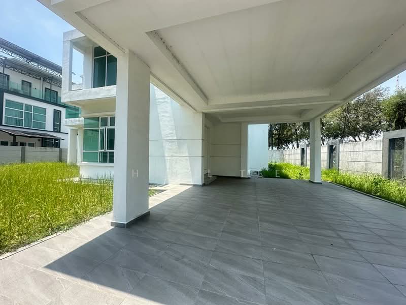 Bungalow for Sale in Taman Klebang Utama (Klebang) - Shanel Tee - Exterior - PropertyGuru.com.my