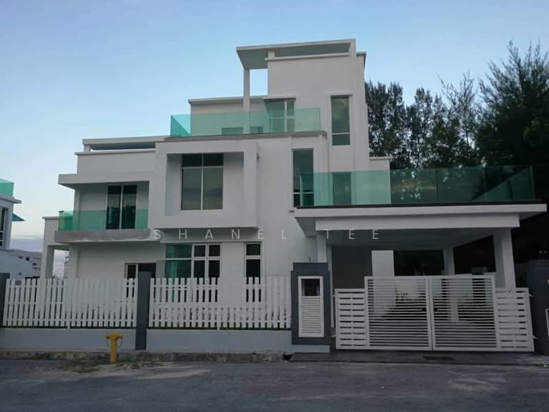 Bungalow for Sale in Taman Klebang Utama (Klebang) - Shanel Tee - Exterior - PropertyGuru.com.my