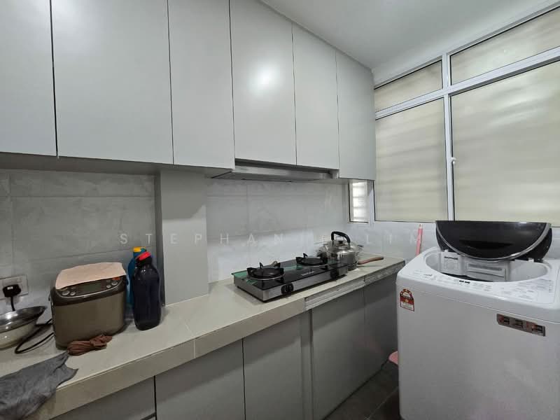 Pangsapuri untuk Dijual di The Rise Collection 3 - Stephanie Lim - Kitchen - PropertyGuru.com.my