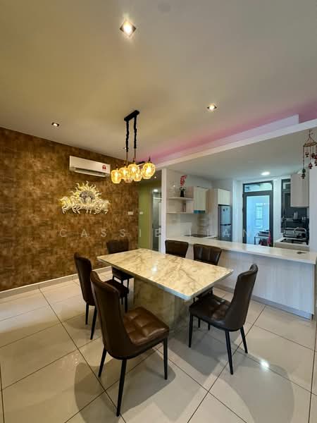 Condominium for Rent at Vivo Residential Suites - Cassie Lian - Dining Room - PropertyGuru.com.my