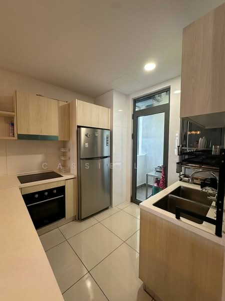 Condominium for Rent at Vivo Residential Suites - Cassie Lian - Kitchen - PropertyGuru.com.my