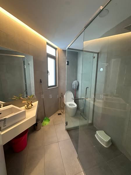 Condominium for Rent at Vivo Residential Suites - Cassie Lian - Bathroom - PropertyGuru.com.my