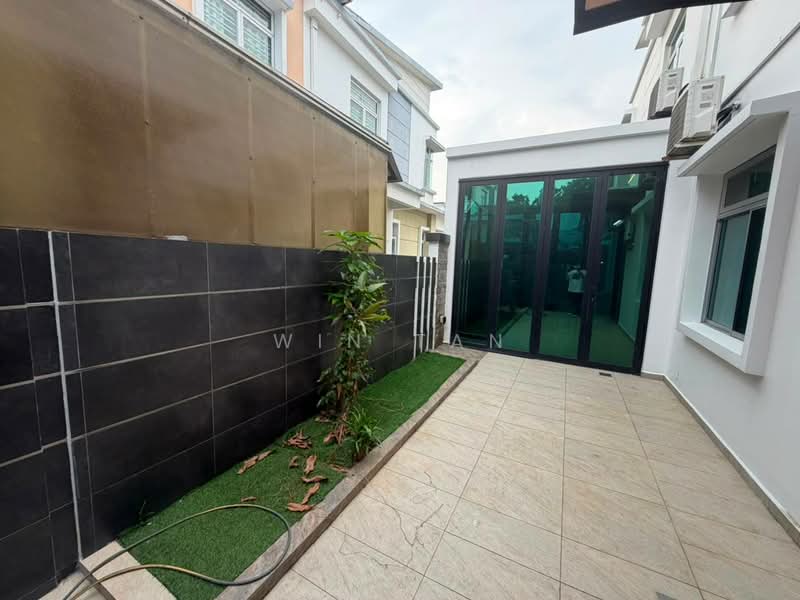Semi-Detached House for Rent in Taman Gaya (Ulu Tiram) - Win Tan - PropertyGuru.com.my