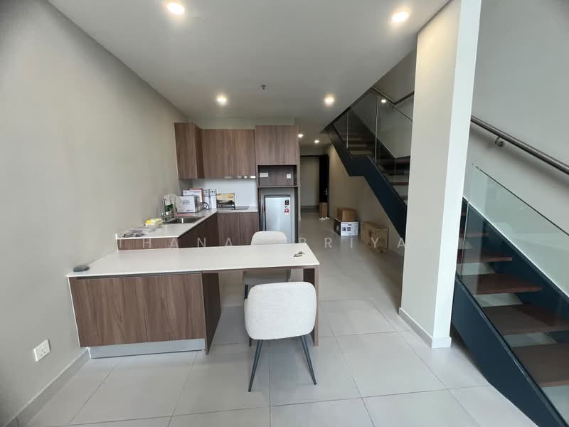 Service Residence for Rent at Dorsett Waterfront Subang - Thanap Priyaa - Kitchen - PropertyGuru.com.my