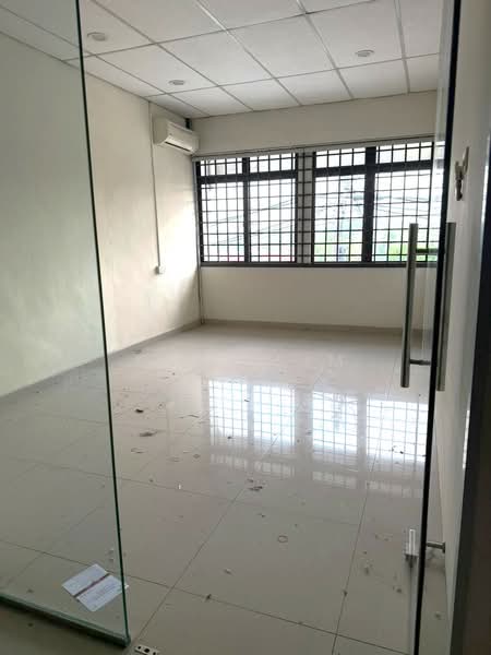 Shop / Office untuk Dijual di Taman Ungku Tun Aminah (Skudai) - Karl Lim - Interior - PropertyGuru.com.my