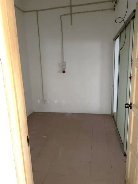 Shop / Office untuk Dijual di Taman Ungku Tun Aminah (Skudai) - Karl Lim - Interior - PropertyGuru.com.my