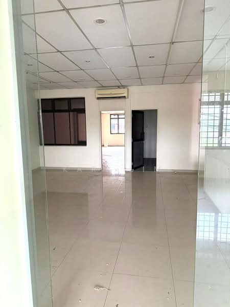 Shop / Office untuk Dijual di Taman Ungku Tun Aminah (Skudai) - Karl Lim - Interior - PropertyGuru.com.my