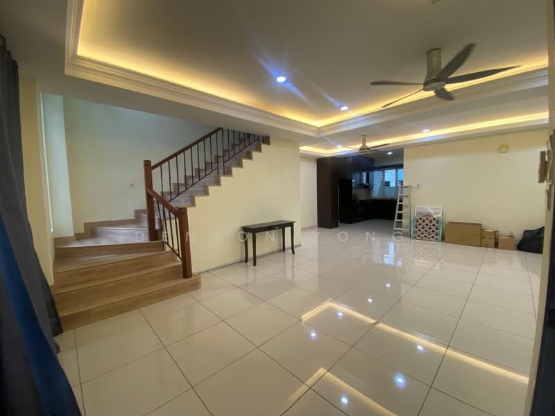 Rumah Teres 2 Tingkat untuk Disewa di Taman Tiara East (Semenyih) - Denson Yong - Living Room - PropertyGuru.com.my