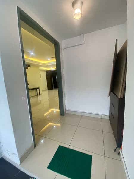 Rumah Teres 2 Tingkat untuk Disewa di Taman Tiara East (Semenyih) - Denson Yong - Entrance - PropertyGuru.com.my