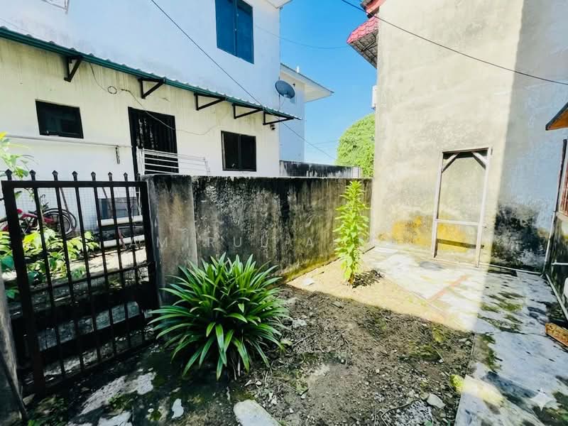 Rumah Teres 2-Tingkat untuk Dijual di Taman Rawang Perdana (Rawang) - Amirul Akmal - Exterior - PropertyGuru.com.my
