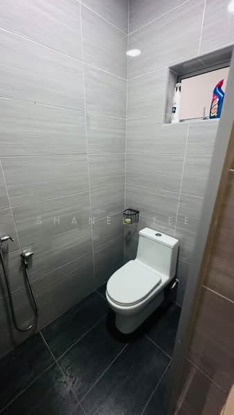 2-storey Terraced House for Rent in Taman Kluang Barat (Kluang) - Shanel Tee - Bathroom - PropertyGuru.com.my