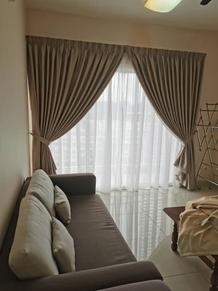 Kondominium untuk Disewa di Cova Suites - Yu Kelwis - Living Room - PropertyGuru.com.my