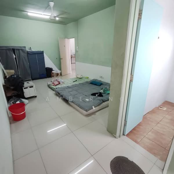 Kondominium untuk Dijual di Platinum Lake PV 16 - Amber Ng - Bedroom - PropertyGuru.com.my