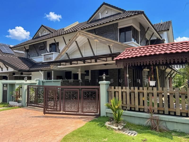 Rumah Berkembar untuk Dijual di Sungai Buloh (Selangor) - Salawati Busro - Exterior - PropertyGuru.com.my