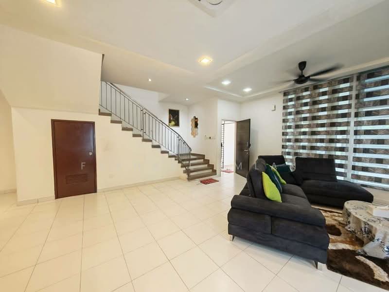 Cluster House for Sale in Iskandar Puteri (Nusajaya) (Johor) - Fakhrul Imlan - Living Room - PropertyGuru.com.my