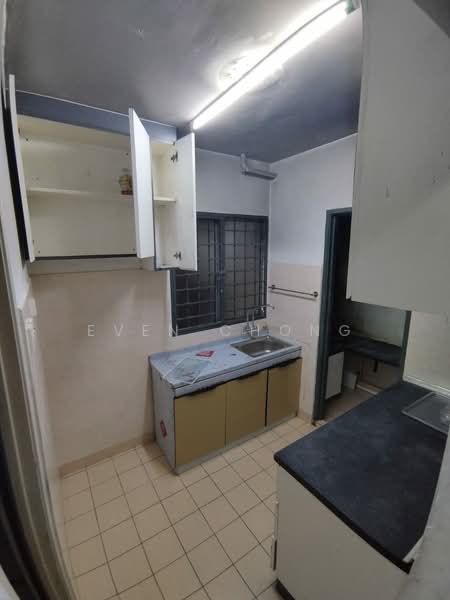 Pangsapuri untuk Dijual di Aliran Damai - Even Chong - Kitchen - PropertyGuru.com.my
